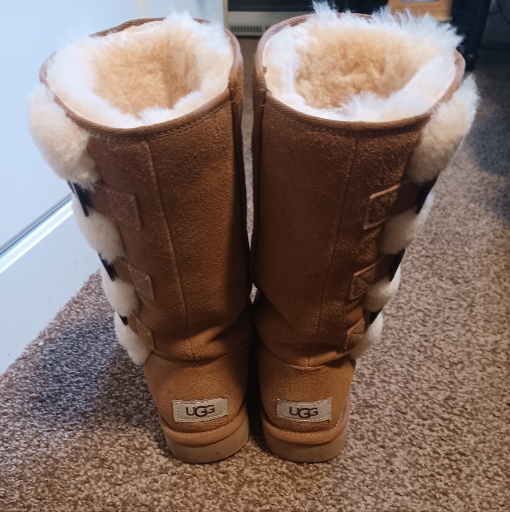 Brown Suede Ugg Boots Fully Lined - image 5